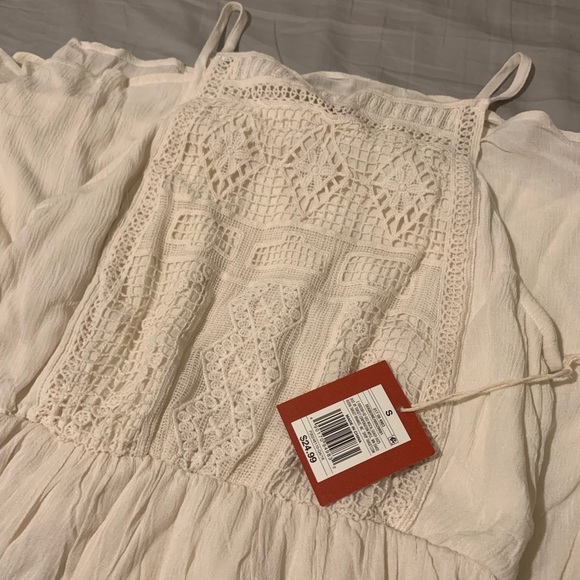 Mossimo Embroided Halter Top Dress - Picture 3 of 6